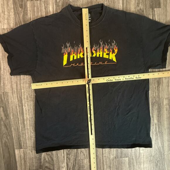 Thrasher Flame Logo T-Shirt Black San Francisco (Authentic Skate Tee) - Picture 3 of 6